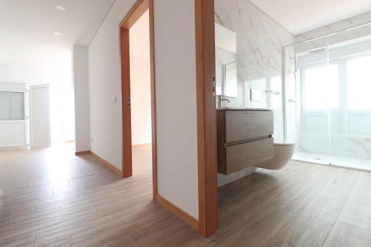 Apartamento T2 para Venda em Darque Foto 18