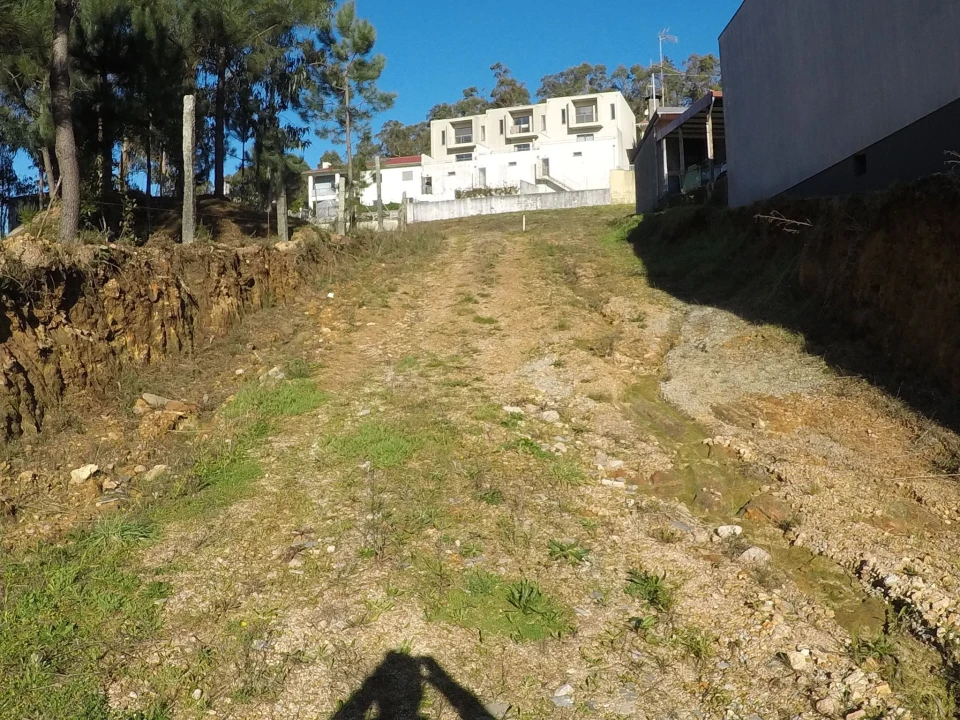 Terreno para Venda em Vila Cova e Feitos Foto 3