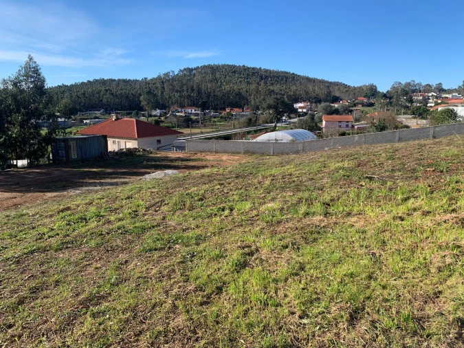Terreno para Venda em Vila Cova e Feitos Foto 10