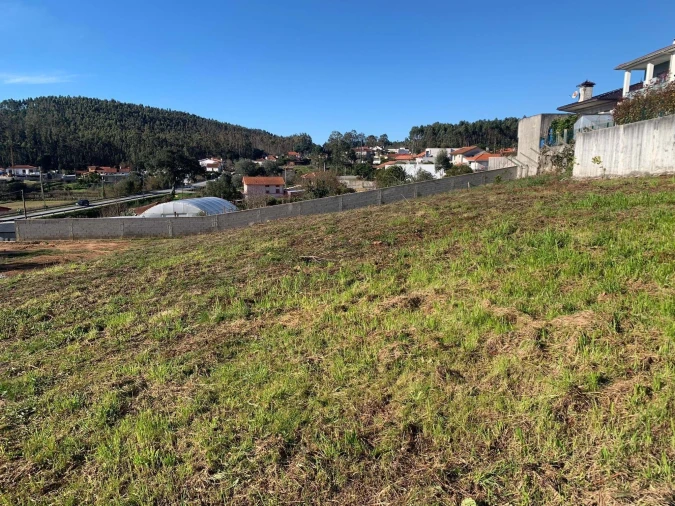 Terreno para Venda em Vila Cova e Feitos Foto 21