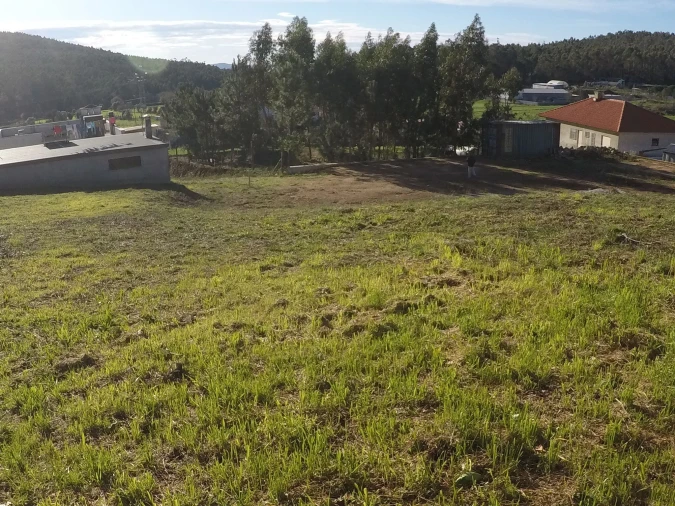 Terreno para Venda em Vila Cova e Feitos Foto 13