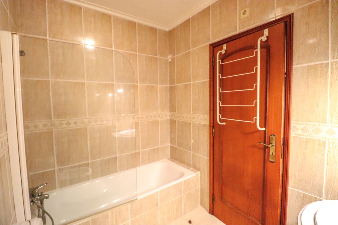 Apartamento T3 para Venda em Sanguedo Foto 25