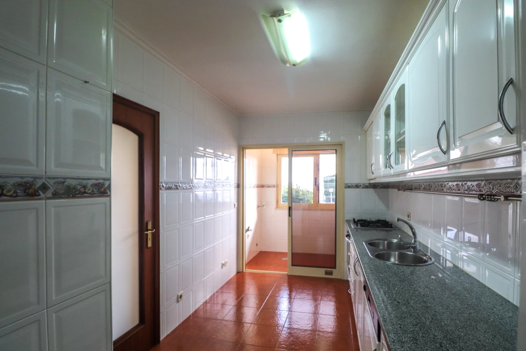 Apartamento T3 para Venda em Sanguedo Foto 14
