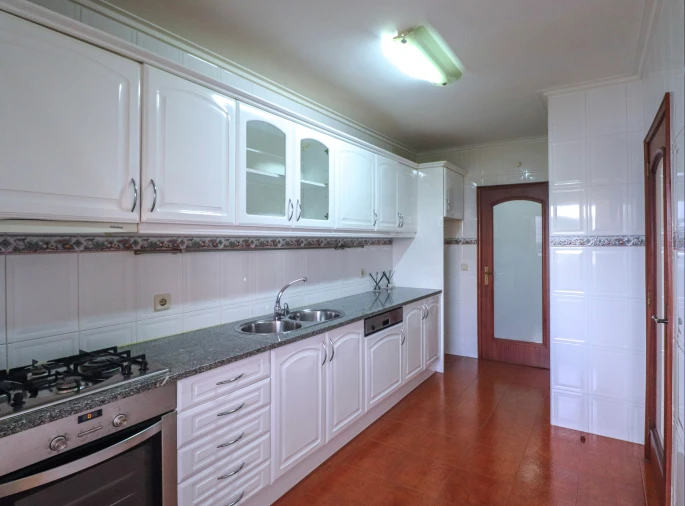 Apartamento T3 para Venda em Sanguedo Foto 10