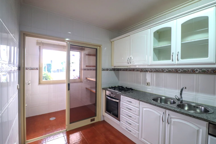 Apartamento T3 para Venda em Sanguedo Foto 16