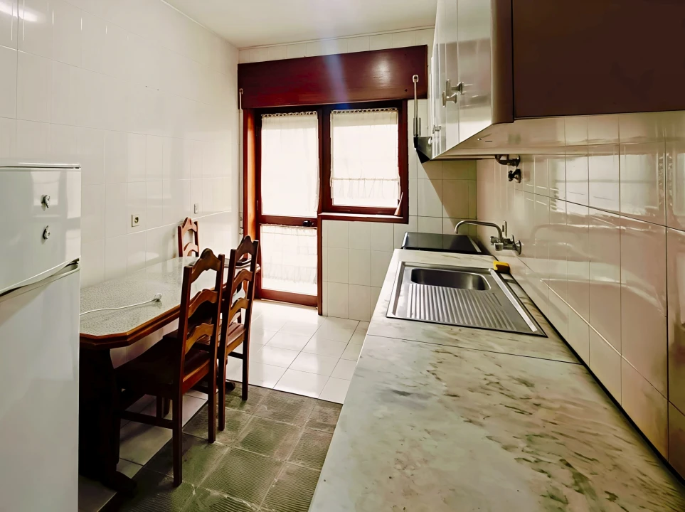 Apartamento T2 para Venda em Aver-O-Mar, Amorim e Terroso Foto 2