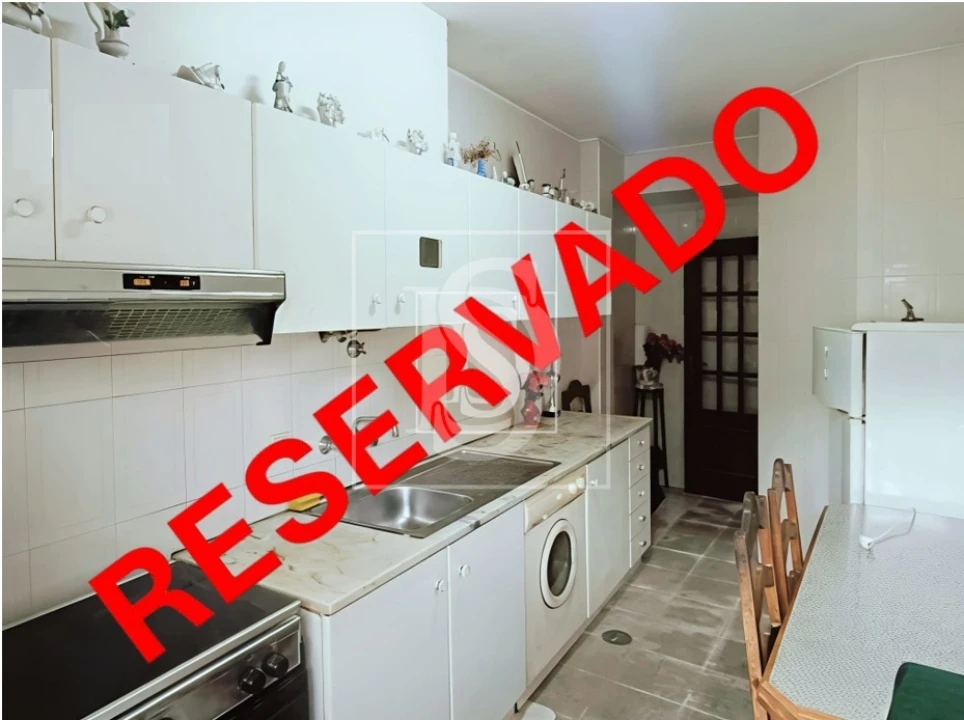 Apartamento T2 para Venda em Aver-O-Mar, Amorim e Terroso Foto 1