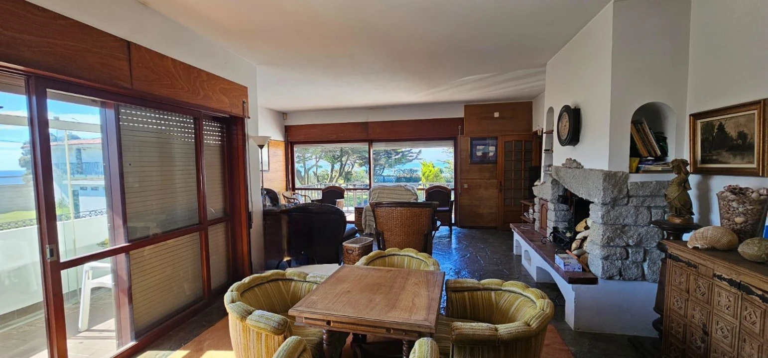 Moradia T5 para Venda em Castelo do Neiva Foto 5