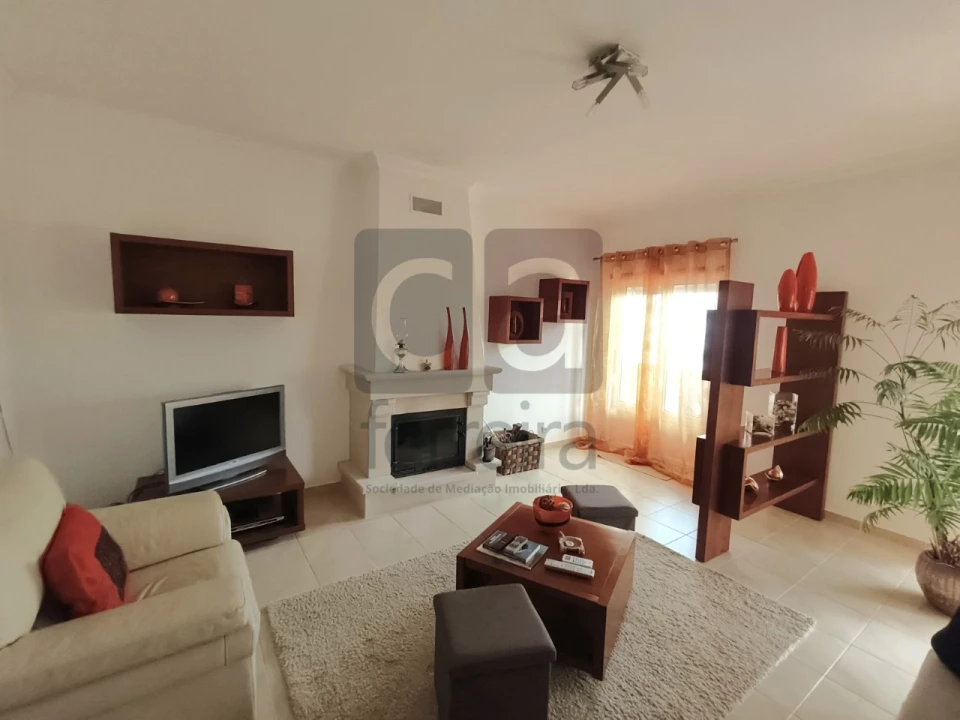 Apartamento T2 para Venda em Almeirim Foto 14