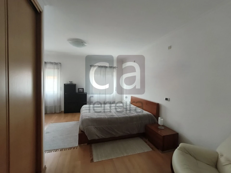 Apartamento T2 para Venda em Almeirim Foto 17