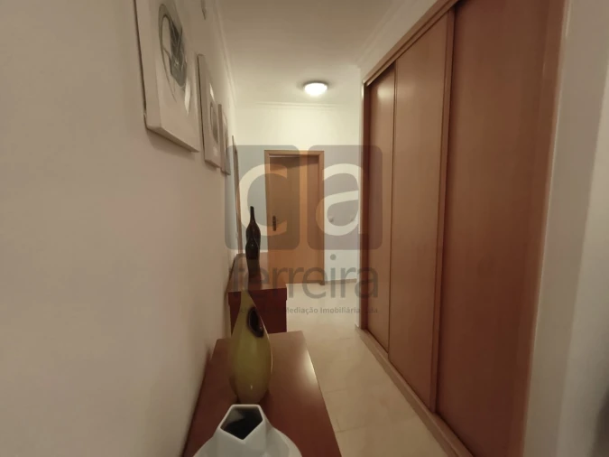 Apartamento T2 para Venda em Almeirim Foto 8