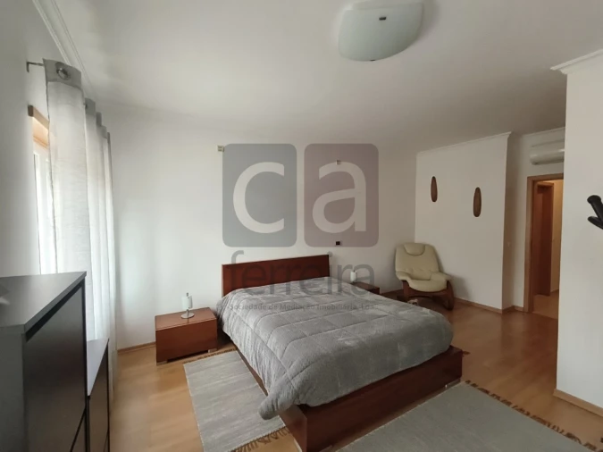 Apartamento T2 para Venda em Almeirim Foto 16
