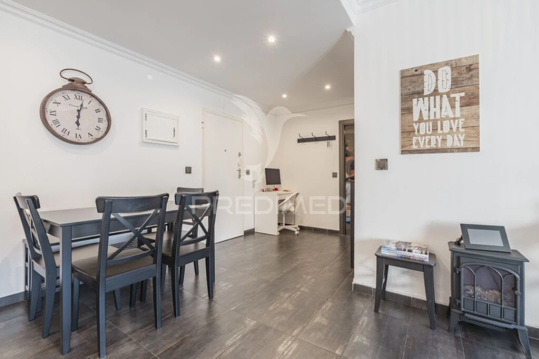 Apartamento T1 para Venda em São Domingos de Rana Foto 11