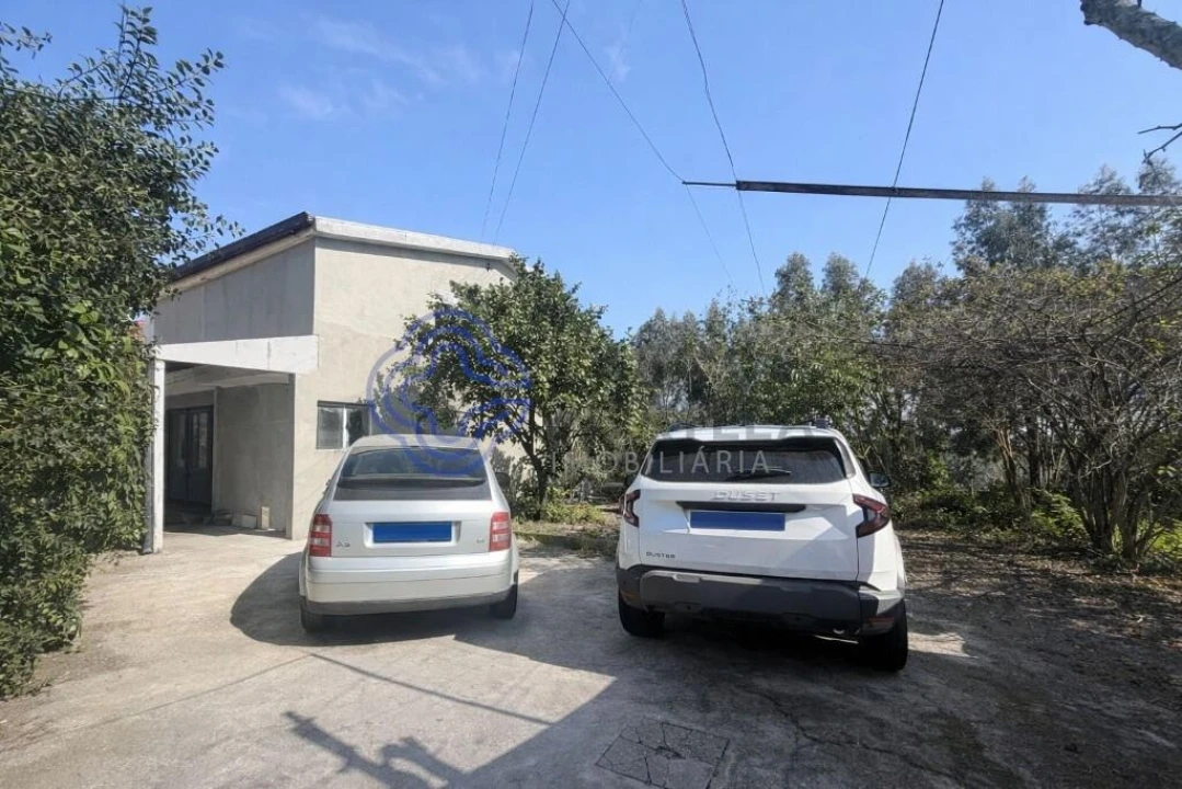 Moradia T3 para Venda em Campo e Sobrado Foto 2