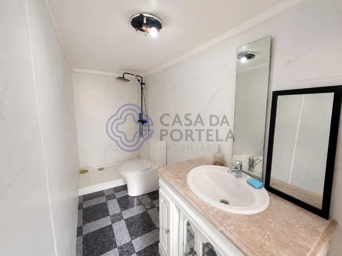 Moradia T3 para Venda em Campo e Sobrado Foto 7