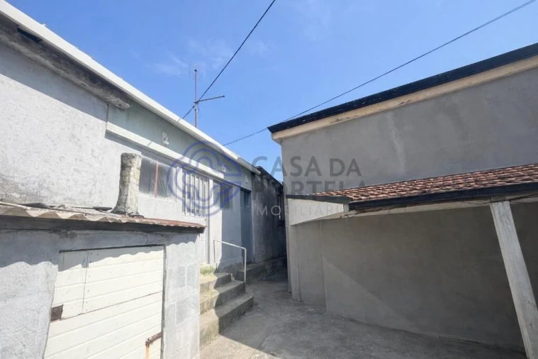 Moradia T3 para Venda em Campo e Sobrado Foto 15