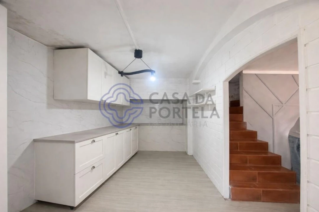 Moradia T3 para Venda em Campo e Sobrado Foto 4