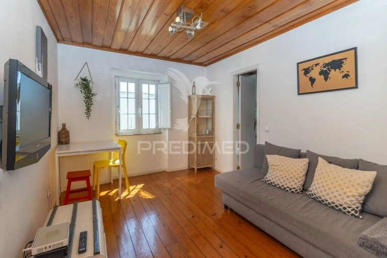 Apartamento T1 para Venda em Santa Maria Maior Foto 2