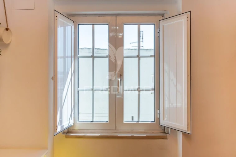 Apartamento T1 para Venda em Santa Maria Maior Foto 6