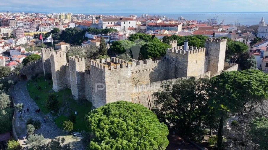 Apartamento T1 para Venda em Santa Maria Maior Foto 11