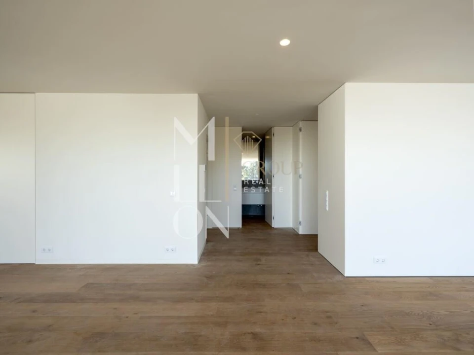 Apartamento T3 para Venda em Lordelo do Ouro e Massarelos Foto 4