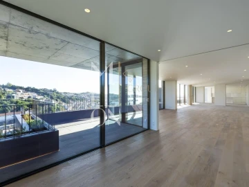 Apartamento T3 para Venda em Lordelo do Ouro e Massarelos