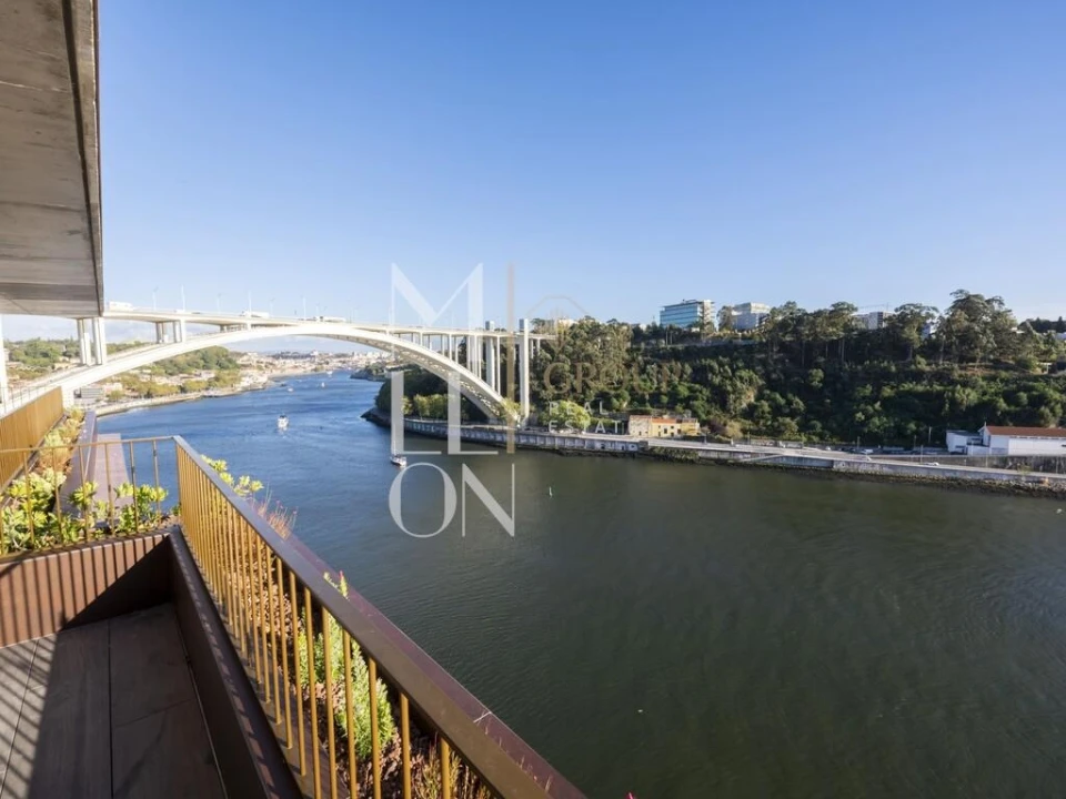 Apartamento T3 para Venda em Lordelo do Ouro e Massarelos Foto 19
