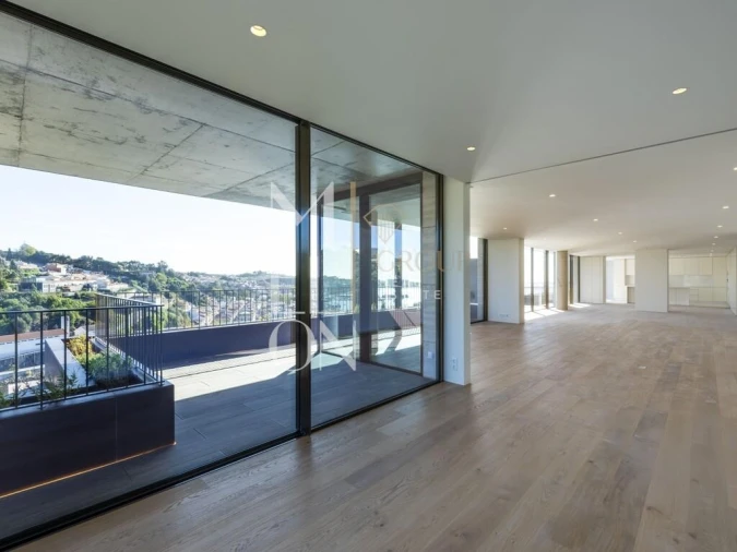 Apartamento T3 para Venda em Lordelo do Ouro e Massarelos Foto 8