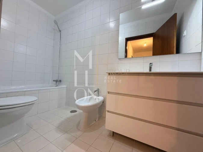 Apartamento T1 para Venda em Aver-O-Mar, Amorim e Terroso Foto 3