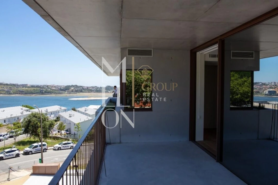 Apartamento T2 para Venda em Aldoar, Foz do Douro e Nevogilde Foto 2