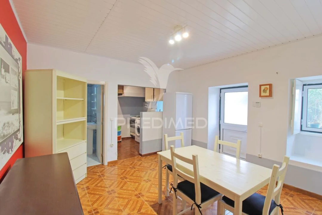 Moradia T2 para Venda em Cinco Ribeiras Foto 5