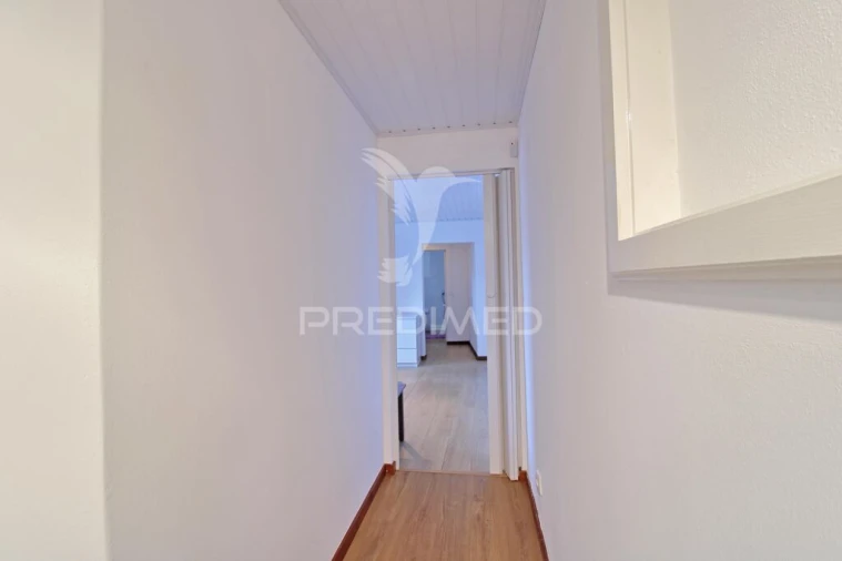 Moradia T2 para Venda em Cinco Ribeiras Foto 13