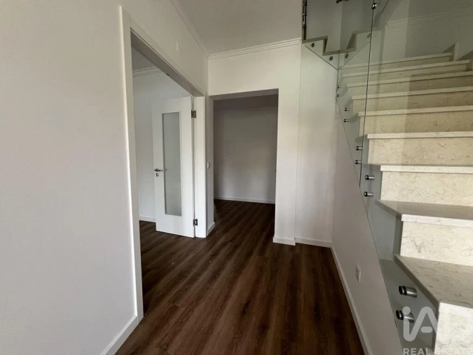 Moradia T4 para Venda em Palmela Foto 3