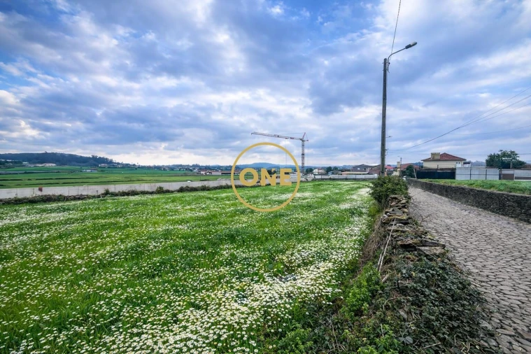 Terreno para Venda em Balazar Foto 2