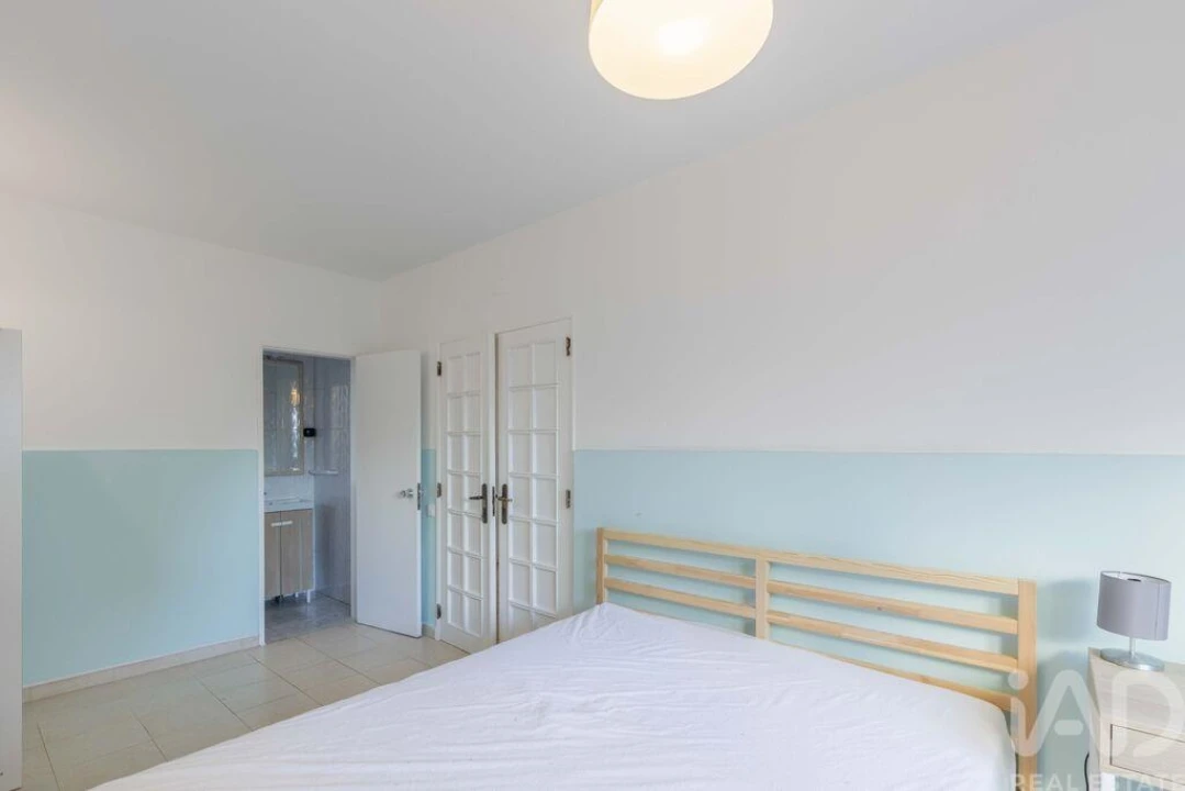 Moradia T2 para Venda em São Domingos de Rana Foto 16