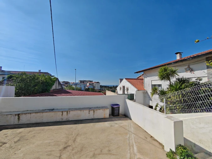 Moradia T2 para Venda em Eiras e São Paulo de Frades Foto 1