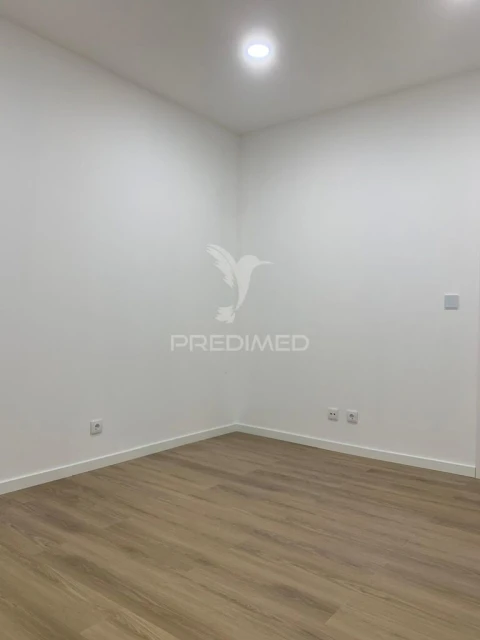 Apartamento T3 para Venda em Santa Marinha e São Pedro da Afurada