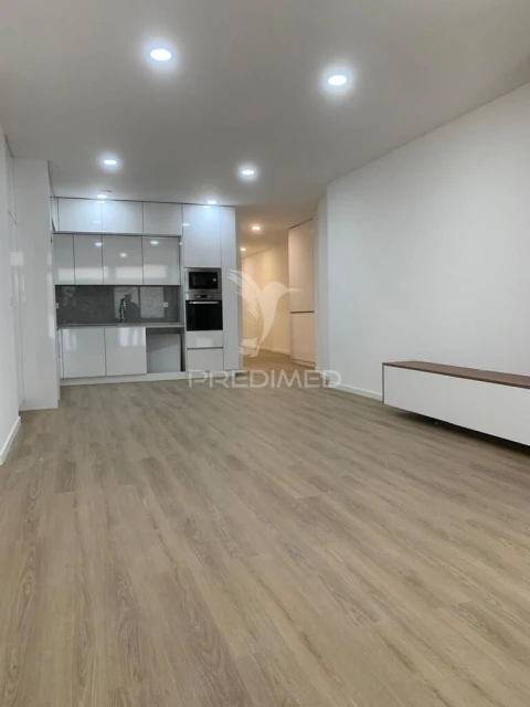 Apartamento T3 para Venda em Santa Marinha e São Pedro da Afurada