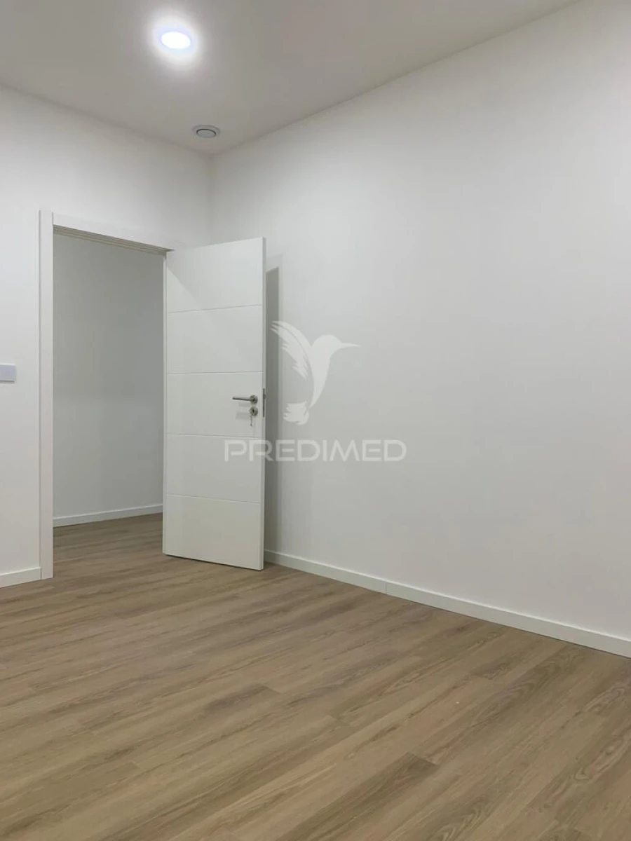 Apartamento T3 para Venda em Santa Marinha e São Pedro da Afurada Foto 17