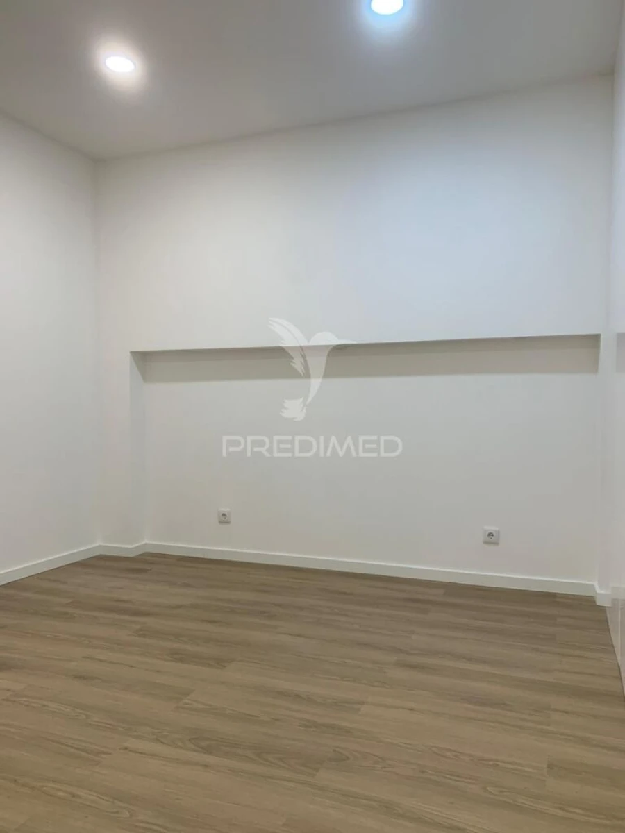 Apartamento T3 para Venda em Santa Marinha e São Pedro da Afurada Foto 11