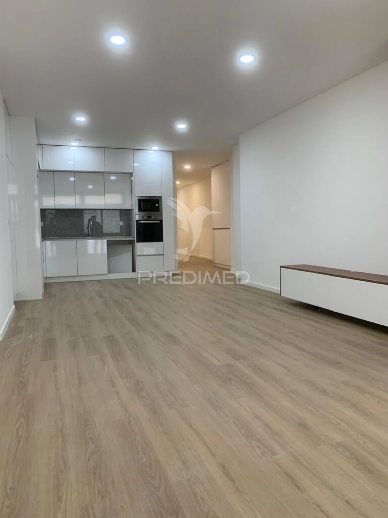 Apartamento T3 para Venda em Santa Marinha e São Pedro da Afurada Foto 1