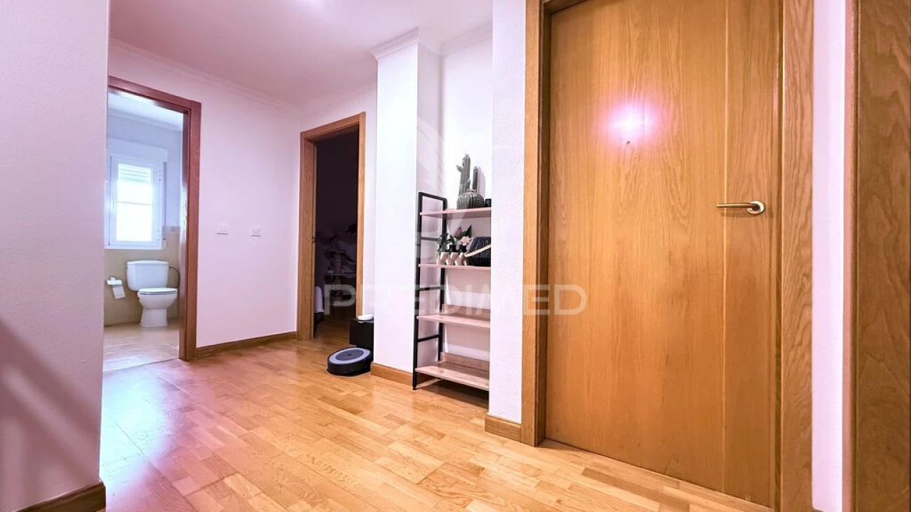 Moradia T4 para Venda em São Bras e São Lourenço Foto 15