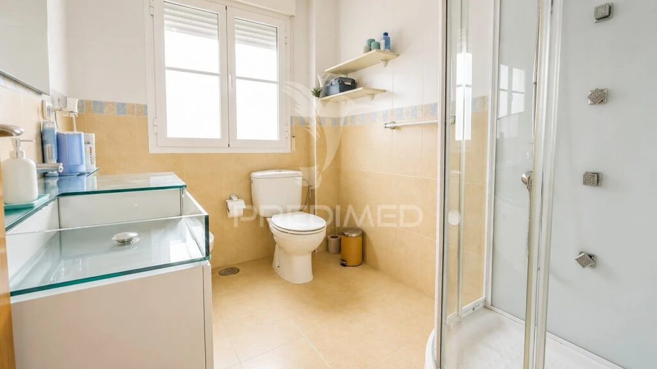 Moradia T4 para Venda em São Bras e São Lourenço Foto 19