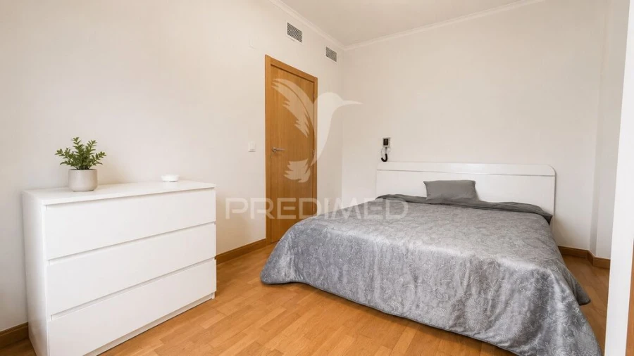 Moradia T4 para Venda em São Bras e São Lourenço Foto 17