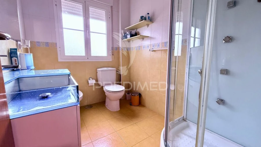 Moradia T4 para Venda em São Bras e São Lourenço Foto 17