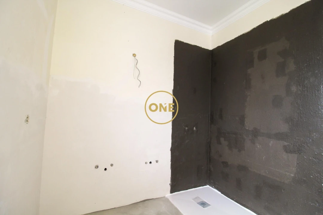 Moradia T3 para Venda em Santa Cruz Foto 11