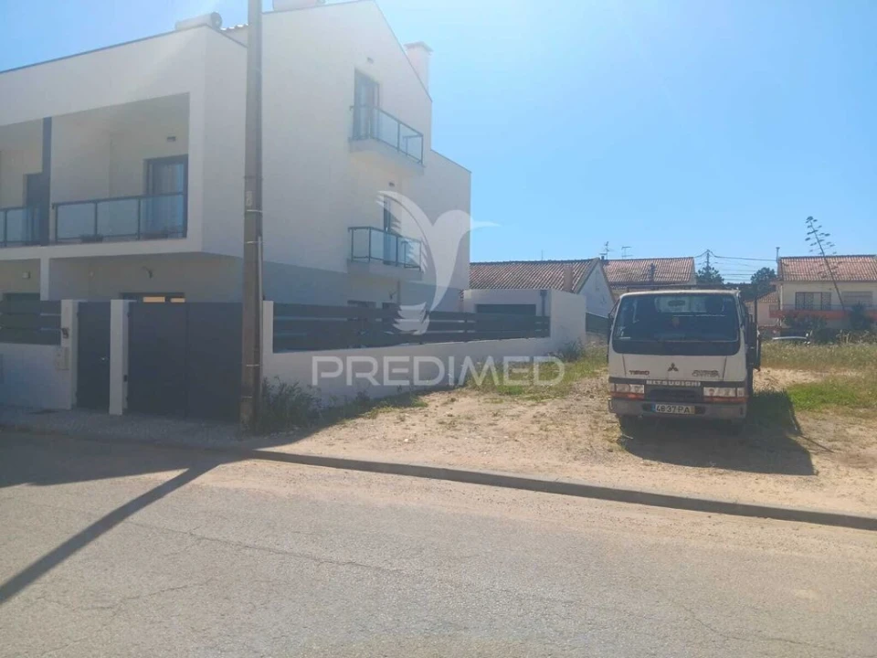 Moradia T3 para Venda em Quinta do Conde Foto 8