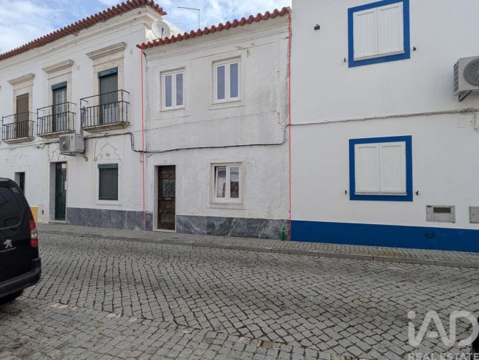 Moradia T3 para Venda em Vimieiro Foto 1