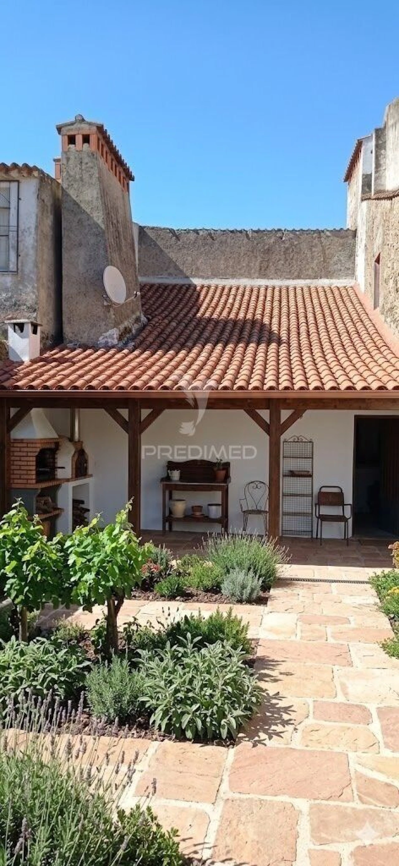 Moradia T4 para Venda em Alpalhão Foto 3