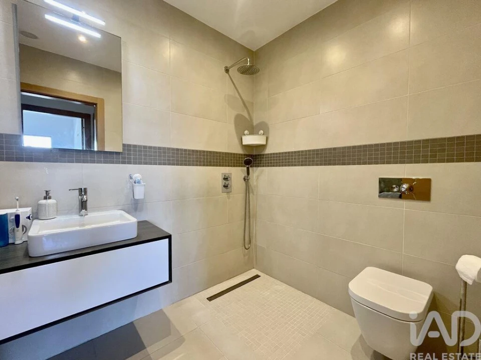 Apartamento T2 para Venda em Lagos (São Sebastião e Santa Maria) Foto 24